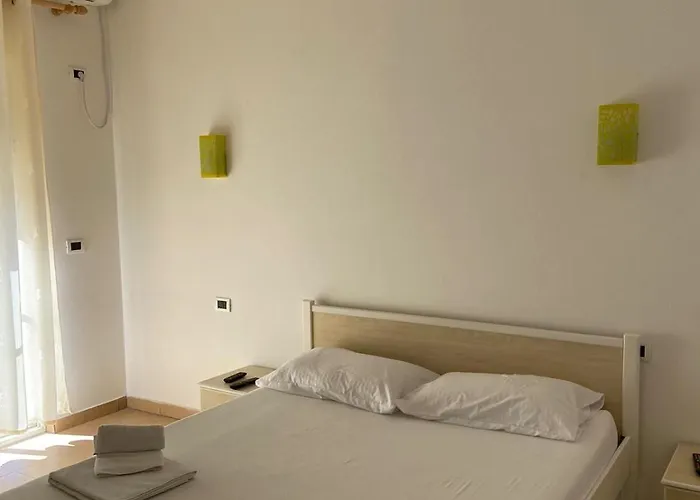 Prestige فندق Velipojë