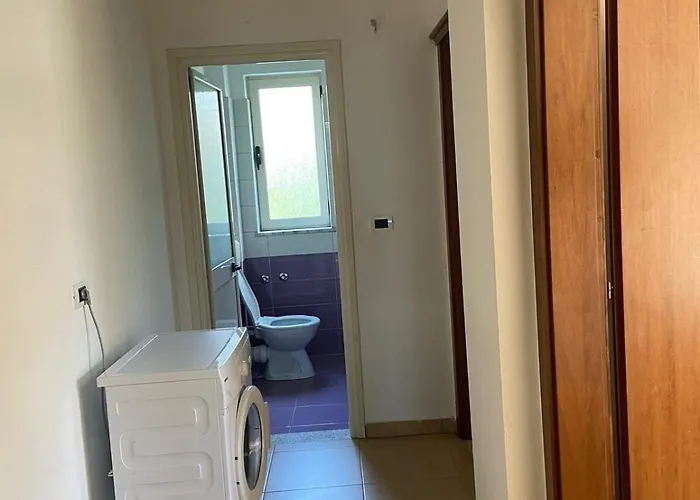 Prestige فندق Velipojë